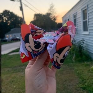 Minnie Halloween hair bow